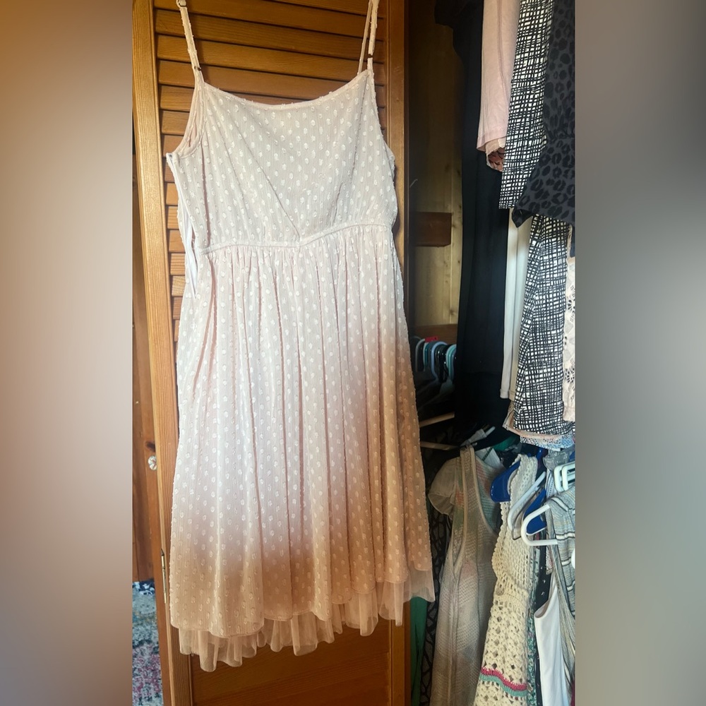 Areve Pink Ruffled Blush Dress M - Picture 2 of 5